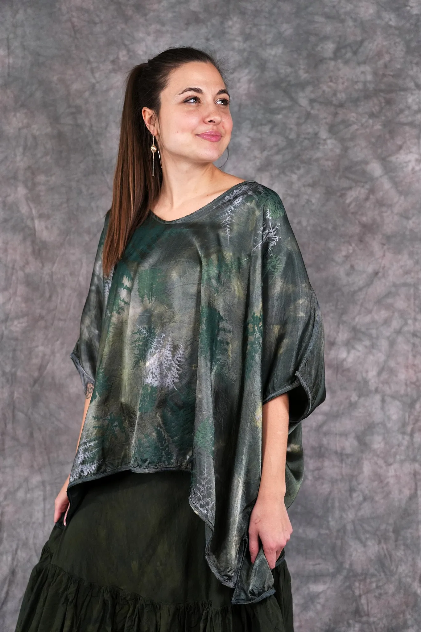 1591HD Hand-dyed Vitreous Square Top Sylvan-P