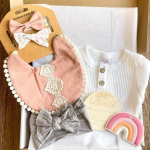 7-Piece Dusty Pink Bib Gift Box - White Henley