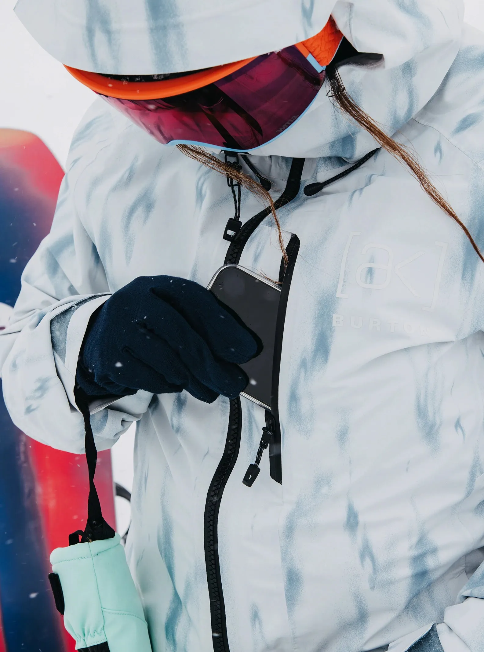 Burton [ak] Upshift GORE-TEX Jacket Womens 2025 Mystify Flame