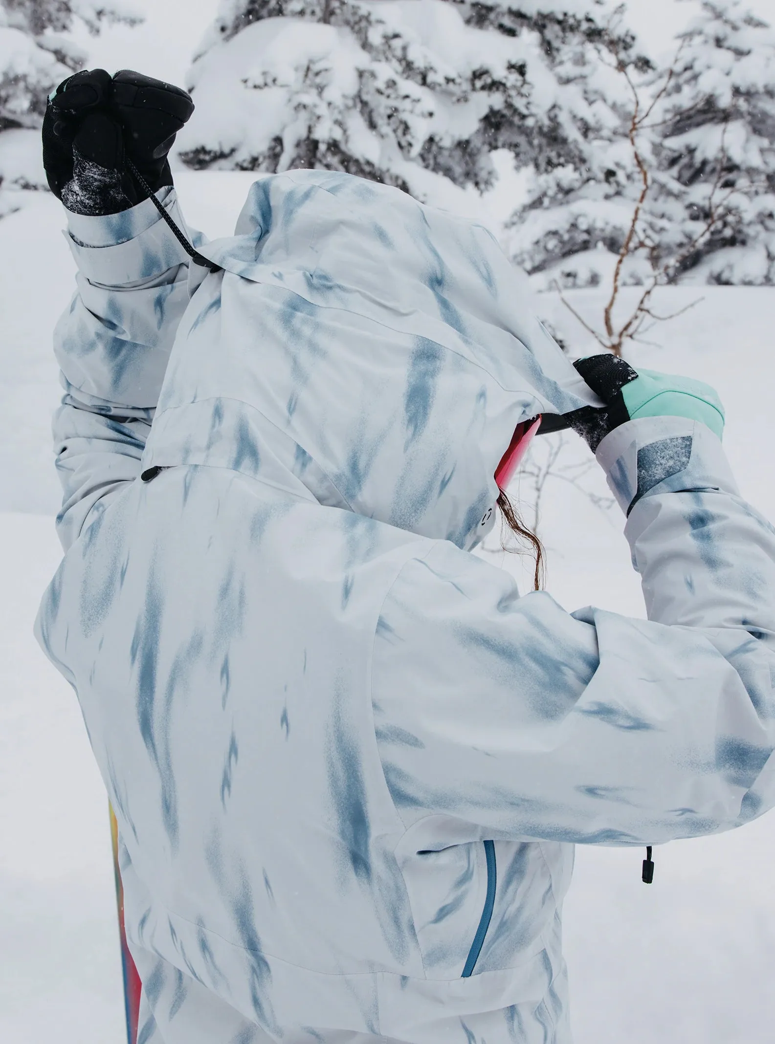 Burton [ak] Upshift GORE-TEX Jacket Womens 2025 Mystify Flame