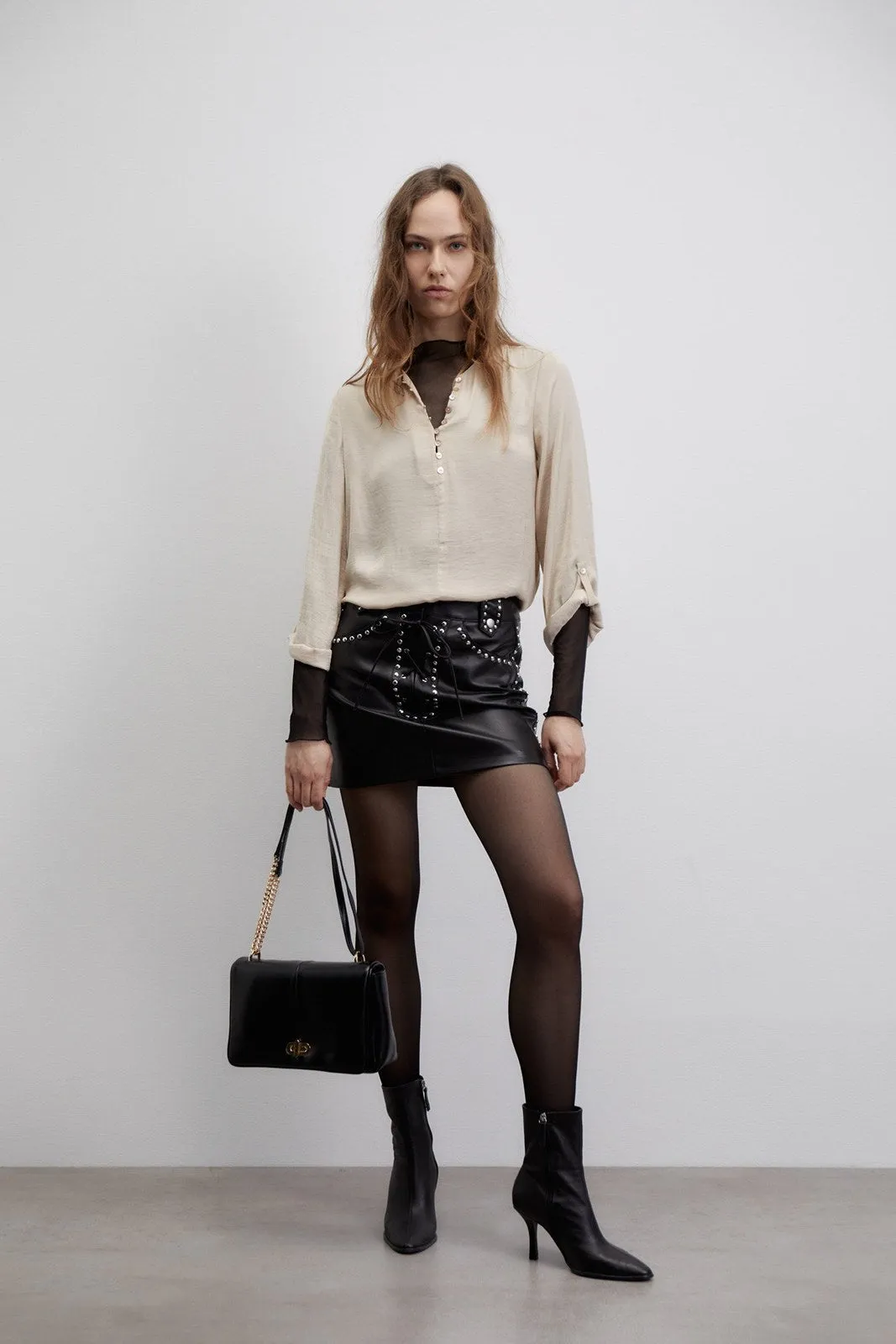 Buttons loose-fit blouse - Beige