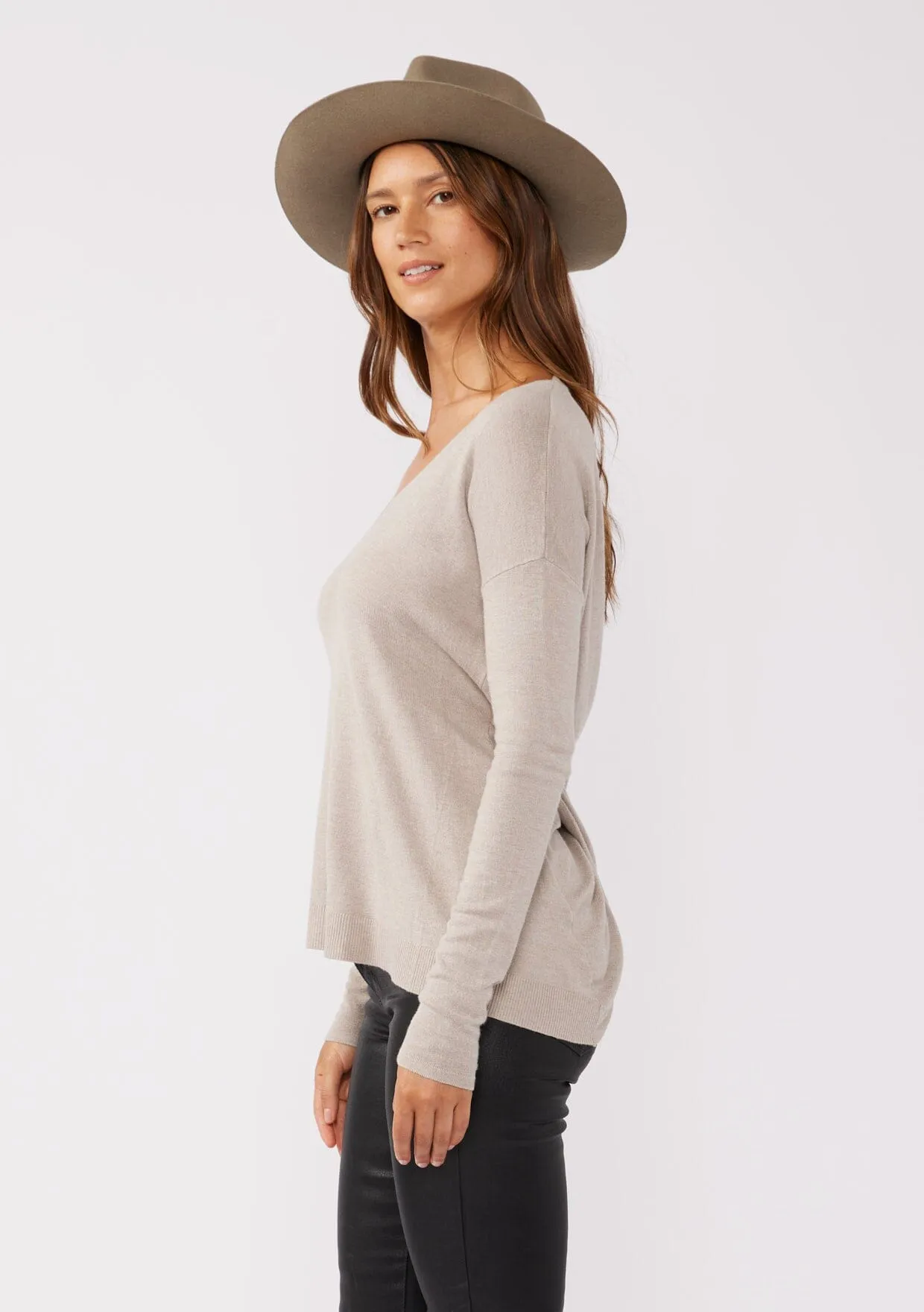 Carys Open Back Pullover