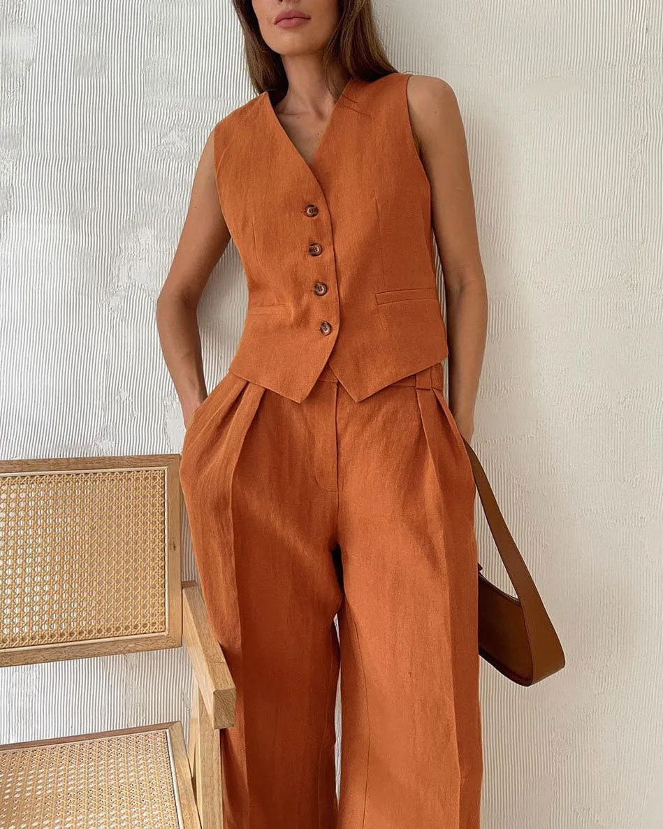 Comfortable linen sleeveless vest and low-rise pants set