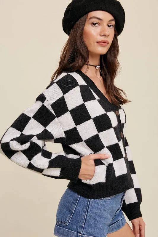 CROPPED CHECKERED SWEATER