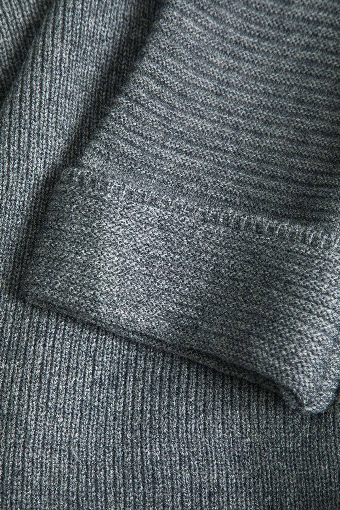 Isabella - Elegant Solid Comfort Woman's Sweater Cardigan