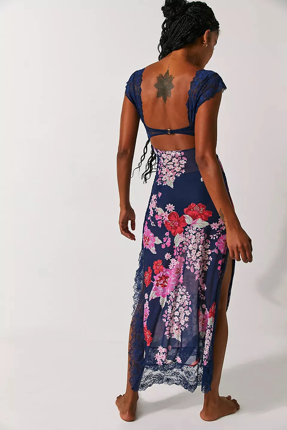 Isabelle – Floral Lace Back-Cutout Summer Dress For Women