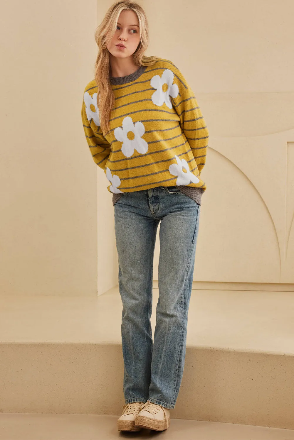 KaleaBoutique Daisy Floral Knitted Round Neck Sweater