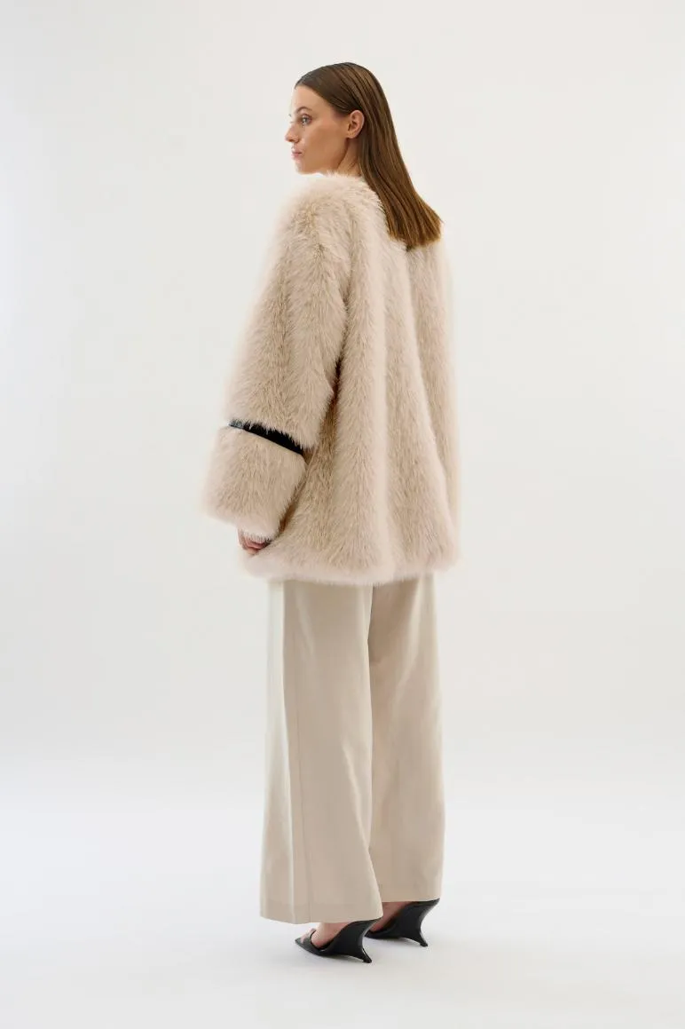 KBS Pearly Fur Coat | Silver Cloud