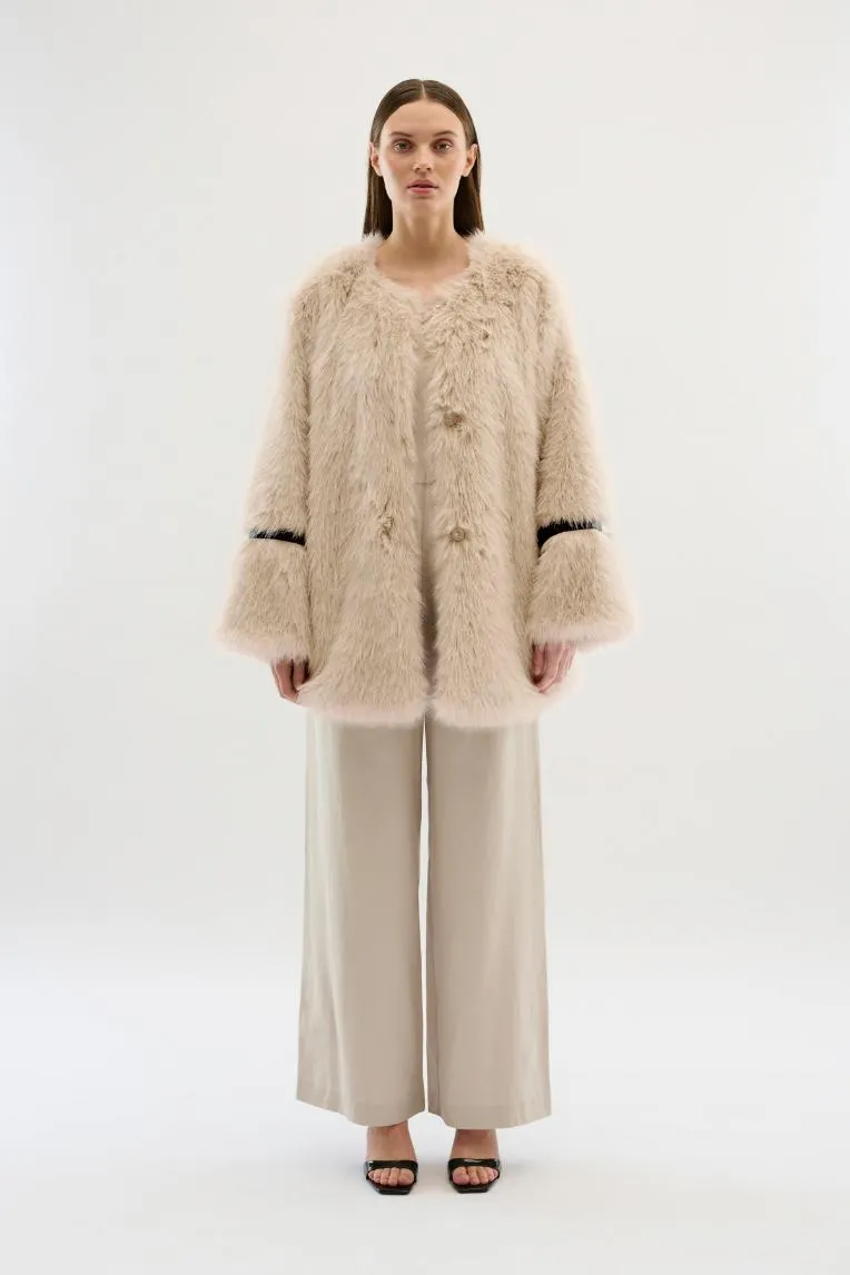 KBS Pearly Fur Coat | Silver Cloud