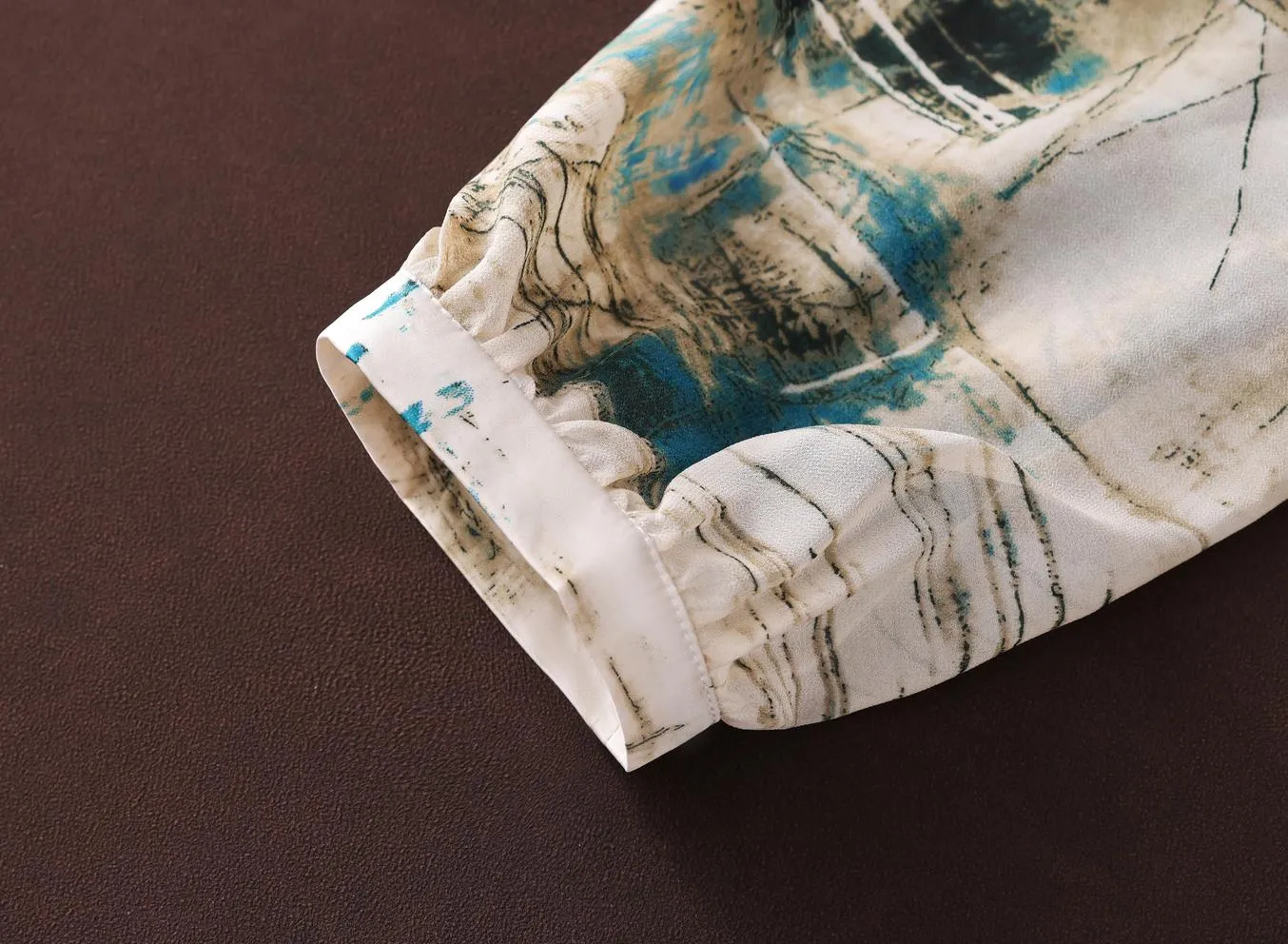 Loose-fit Oil Painting Style Blouse with Band Neckline