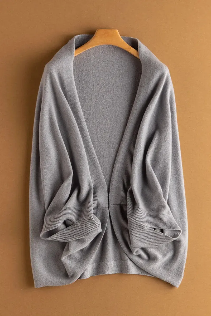 Mariel – Versatile Women's Cardigan with Dual Functionality