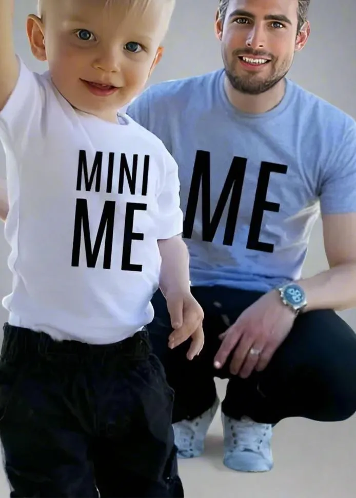Matching Father and Child "Me & Mini Me" T-Shirt Set – Adorable Dad and Kid Outfit