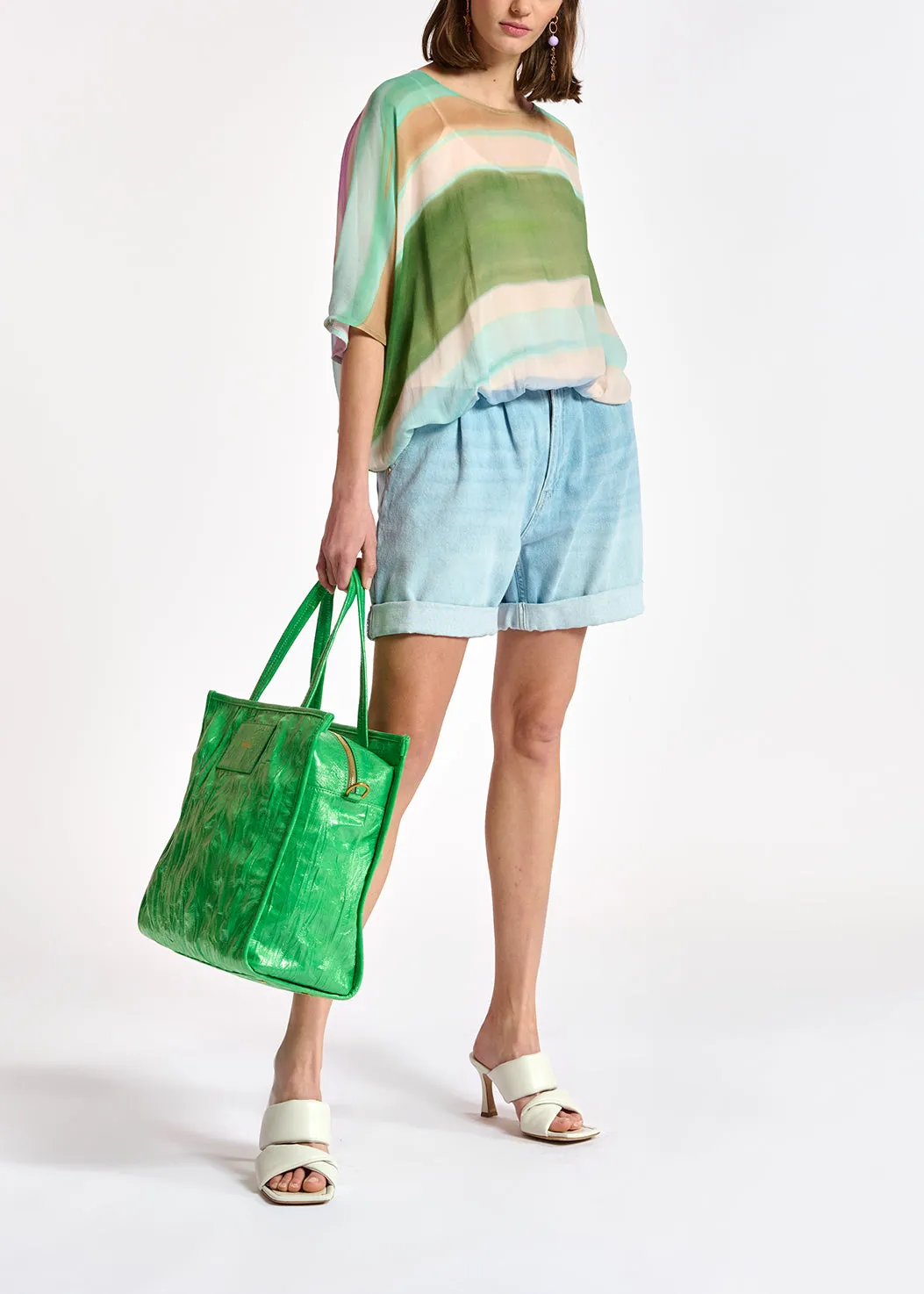 Multicolor voluminous sheer top