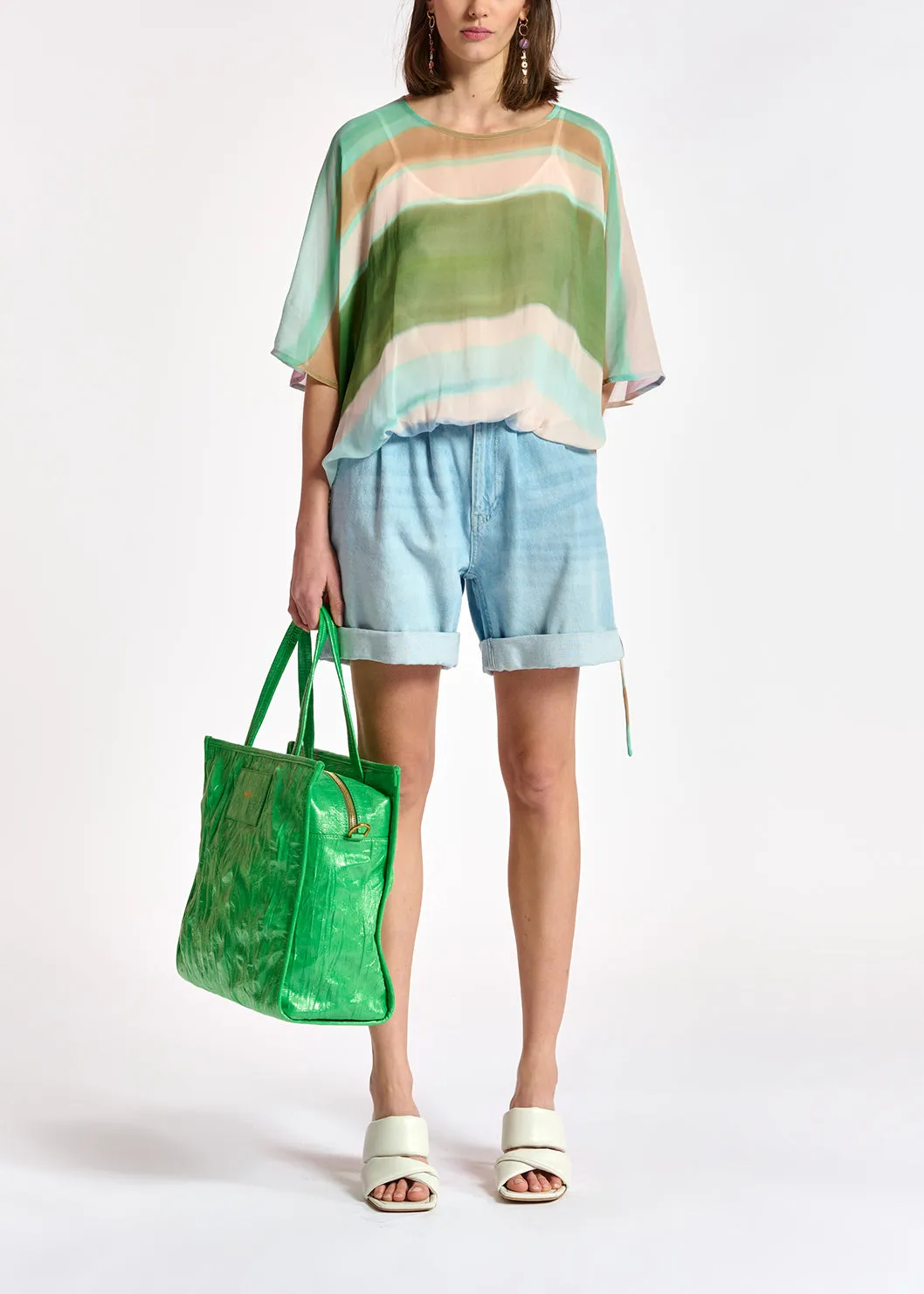 Multicolor voluminous sheer top