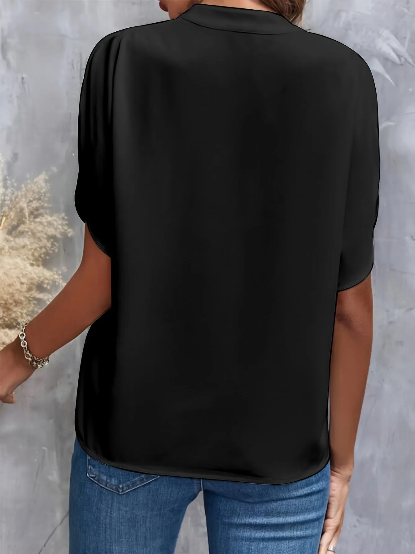 Oriana® | Light and elegant blouse