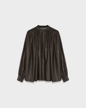 Pleated shirt in thin lambskin leather