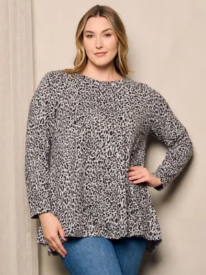 PLUS SIZE LONG SLEEVE ANIMAL PRINT TOP