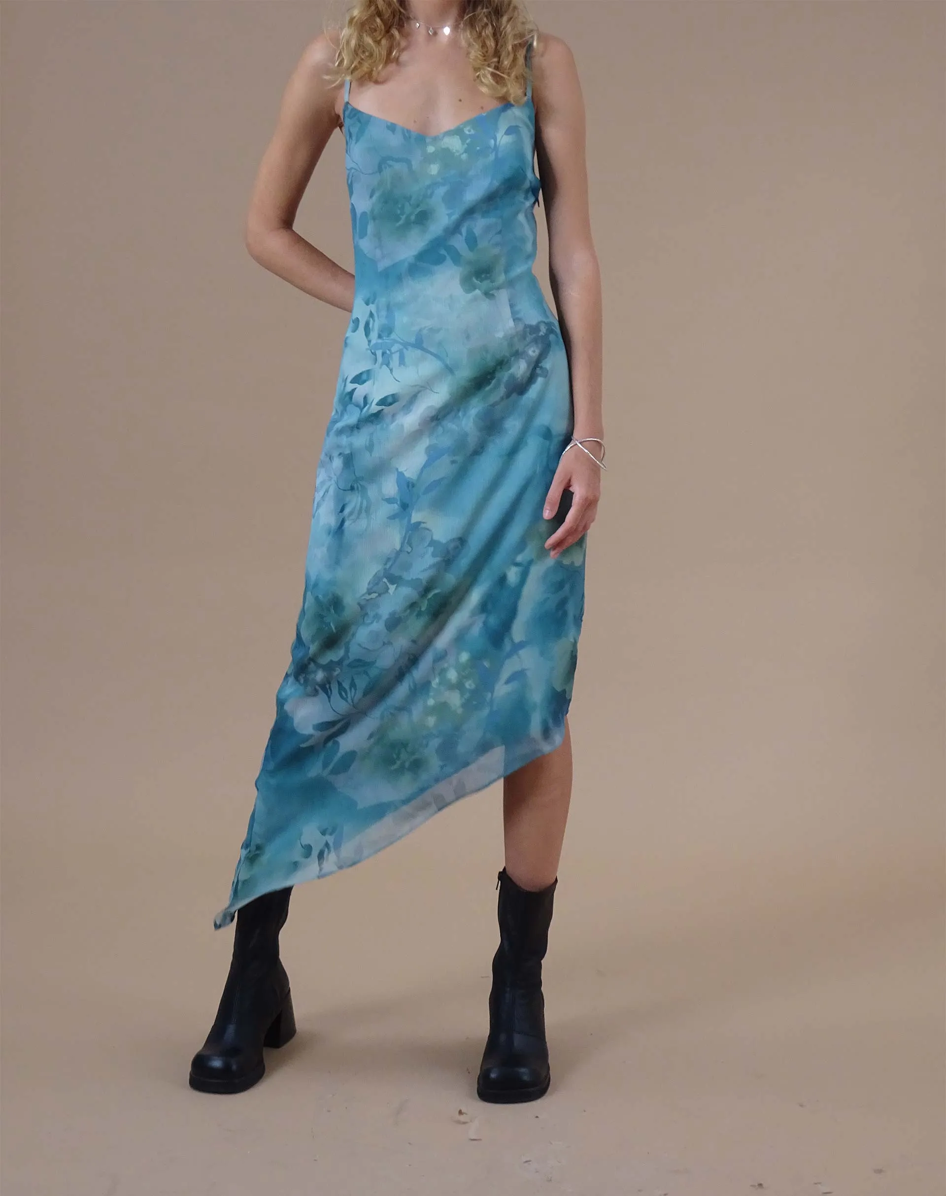 Preston Midi Dress in Watercolour Floral Blue