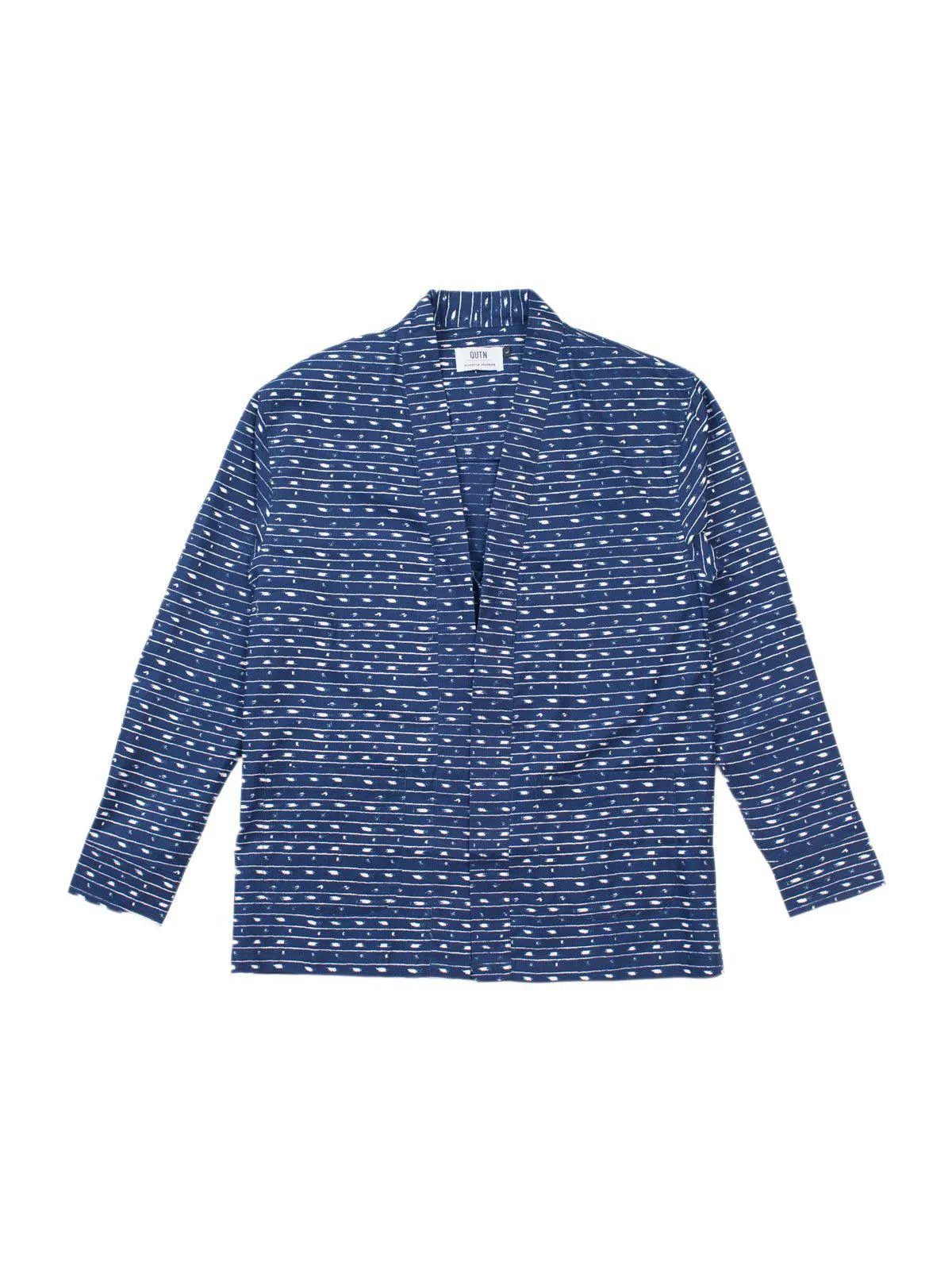 Qutn Throw On Indigo Diamond Print