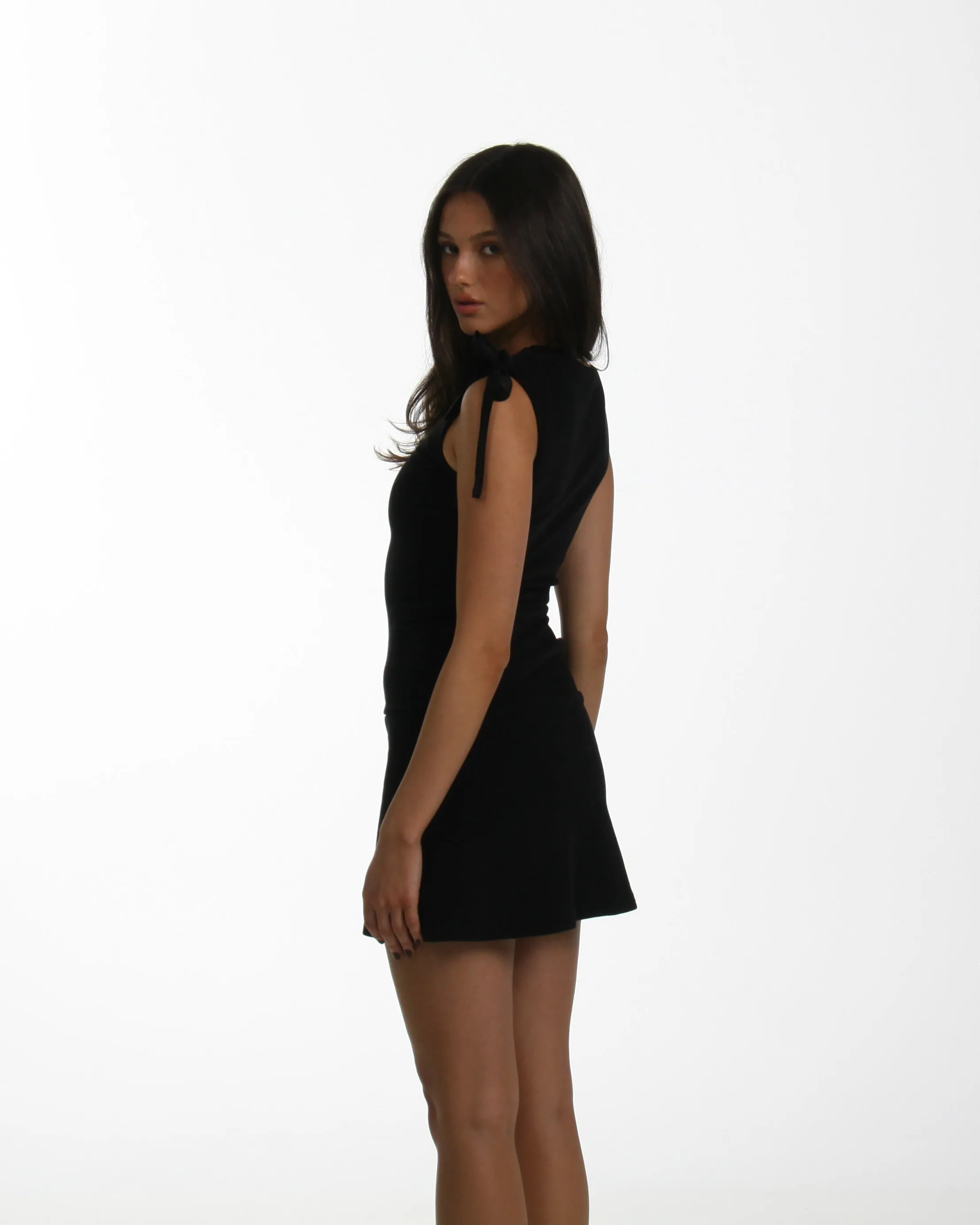 Ribbon Toggle Top in Noir