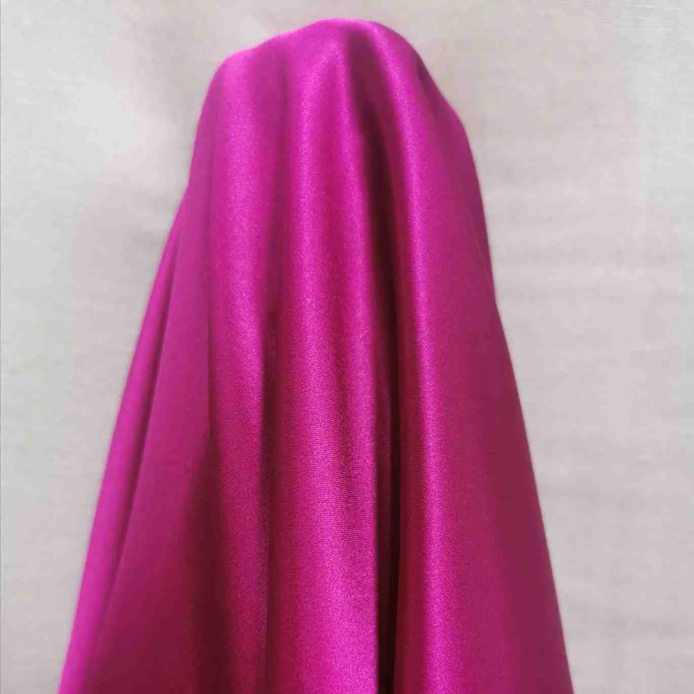 Silk Satin, Cerise