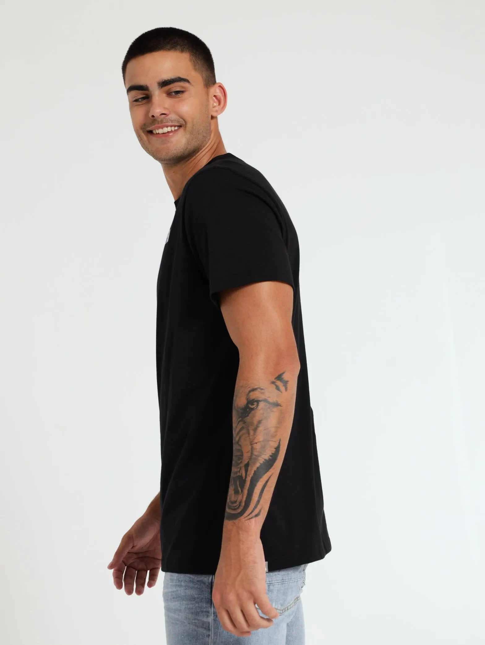 Simple Dome Tee - Black