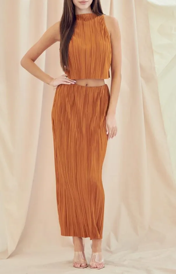 Sleeveless Crop Top