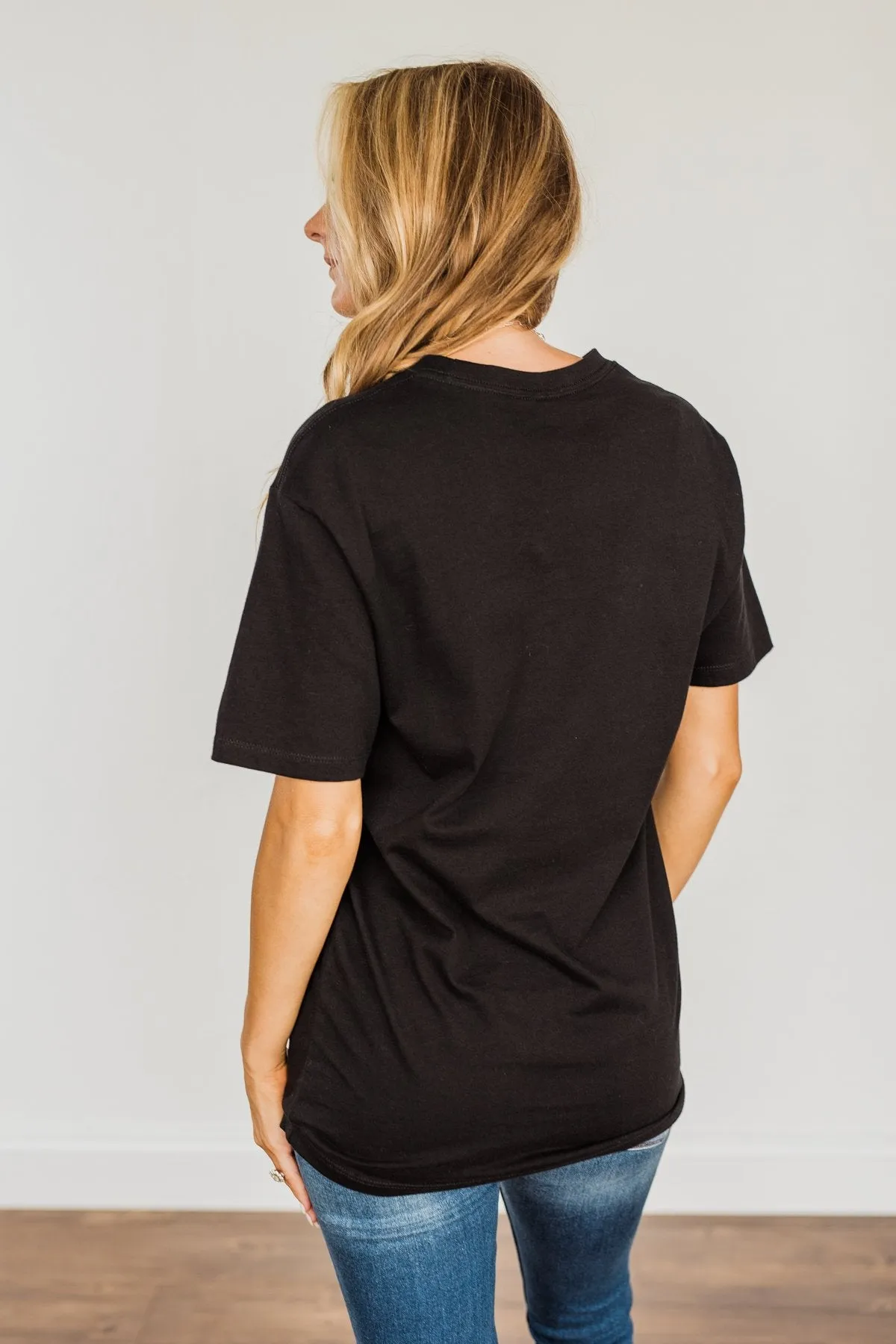 Striking "Mama" Lightning Bolt Graphic Tee- Black