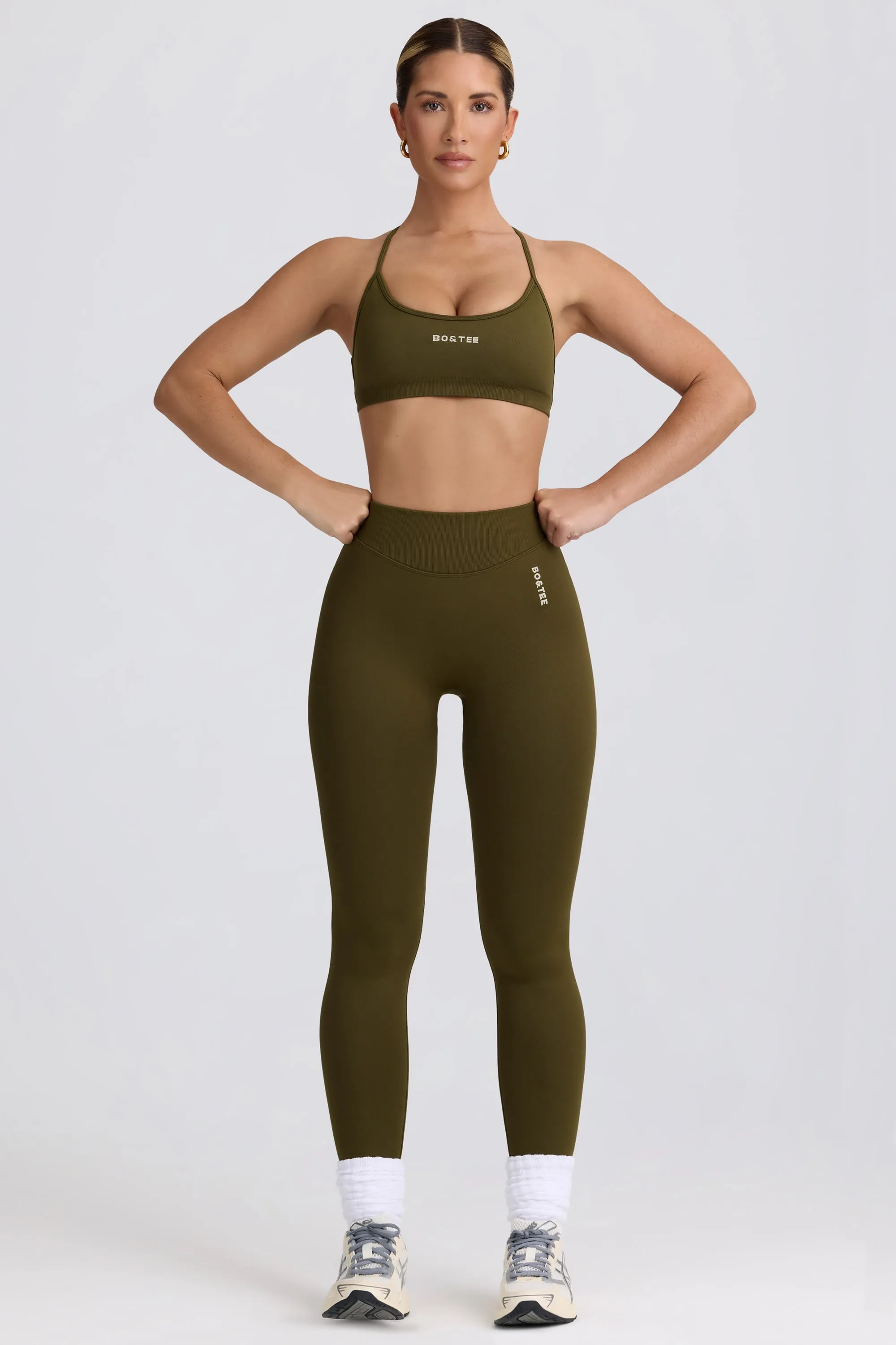 Super Sculpt Seamless Backless Sports Bra in Dark Green