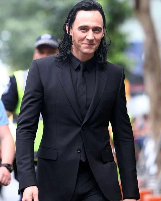 Thor Ragnarok Tom Hiddleston Loki Suit