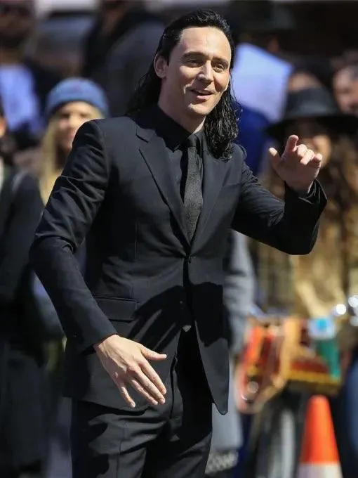 Thor Ragnarok Tom Hiddleston Loki Suit
