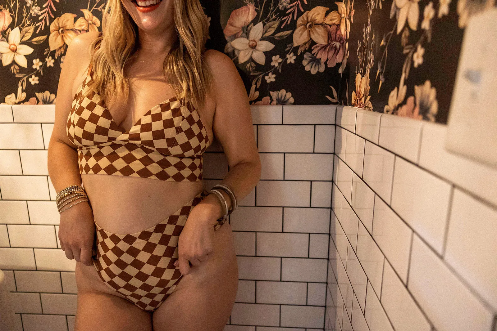 vada winter x discreture high waist cheeky in milk chocolate diamonds