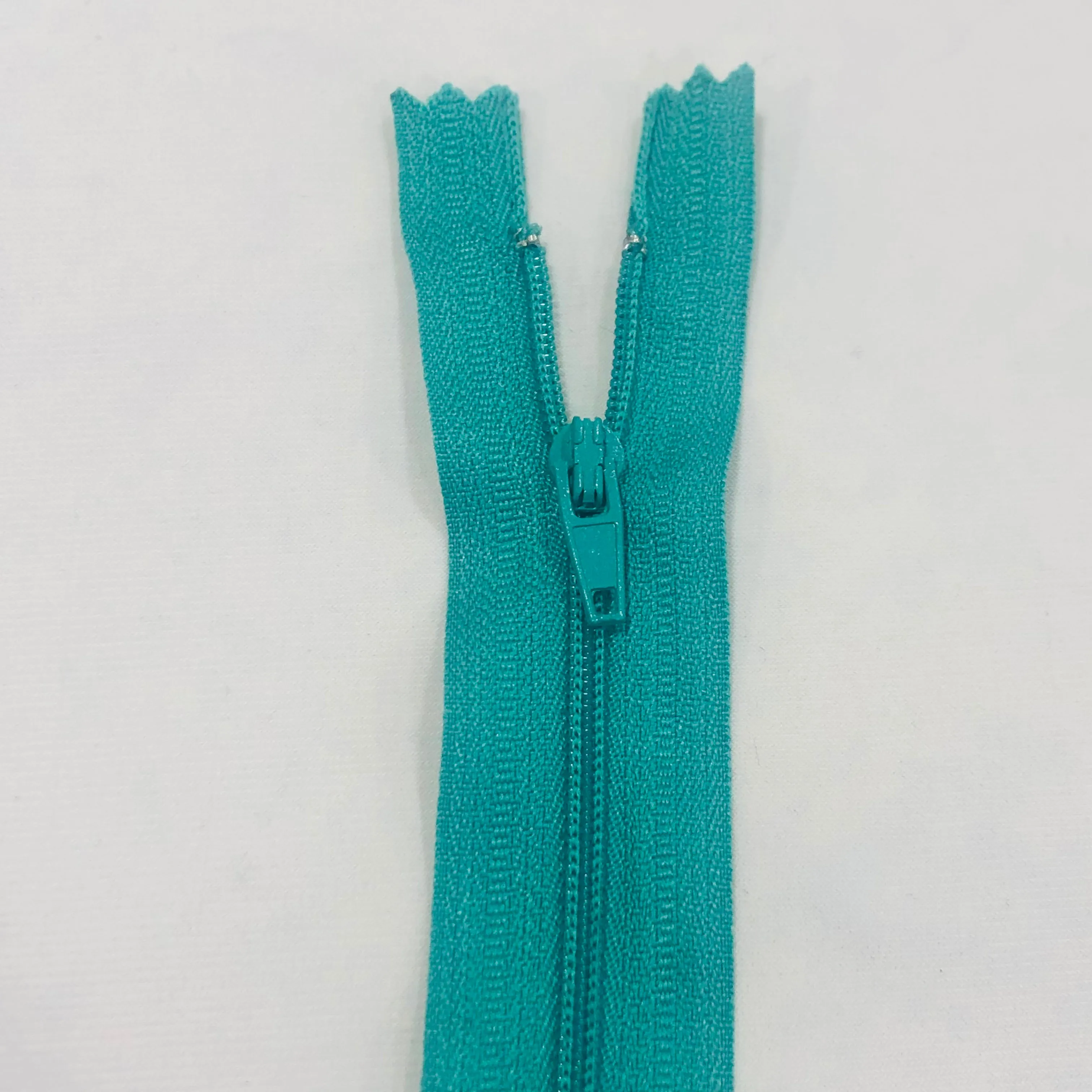 Vizzy Dress Zip - 18cm