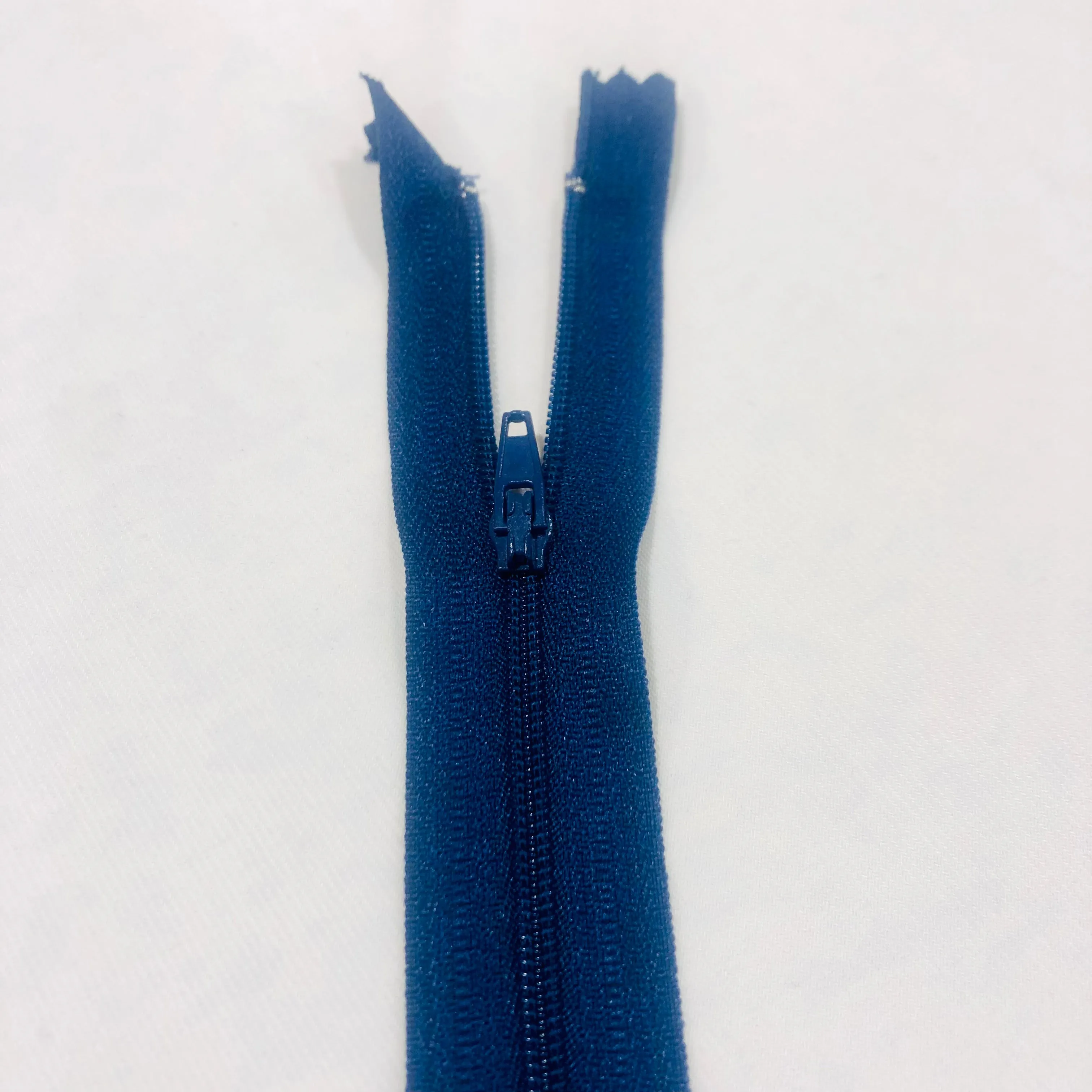 Vizzy Dress Zip - 18cm