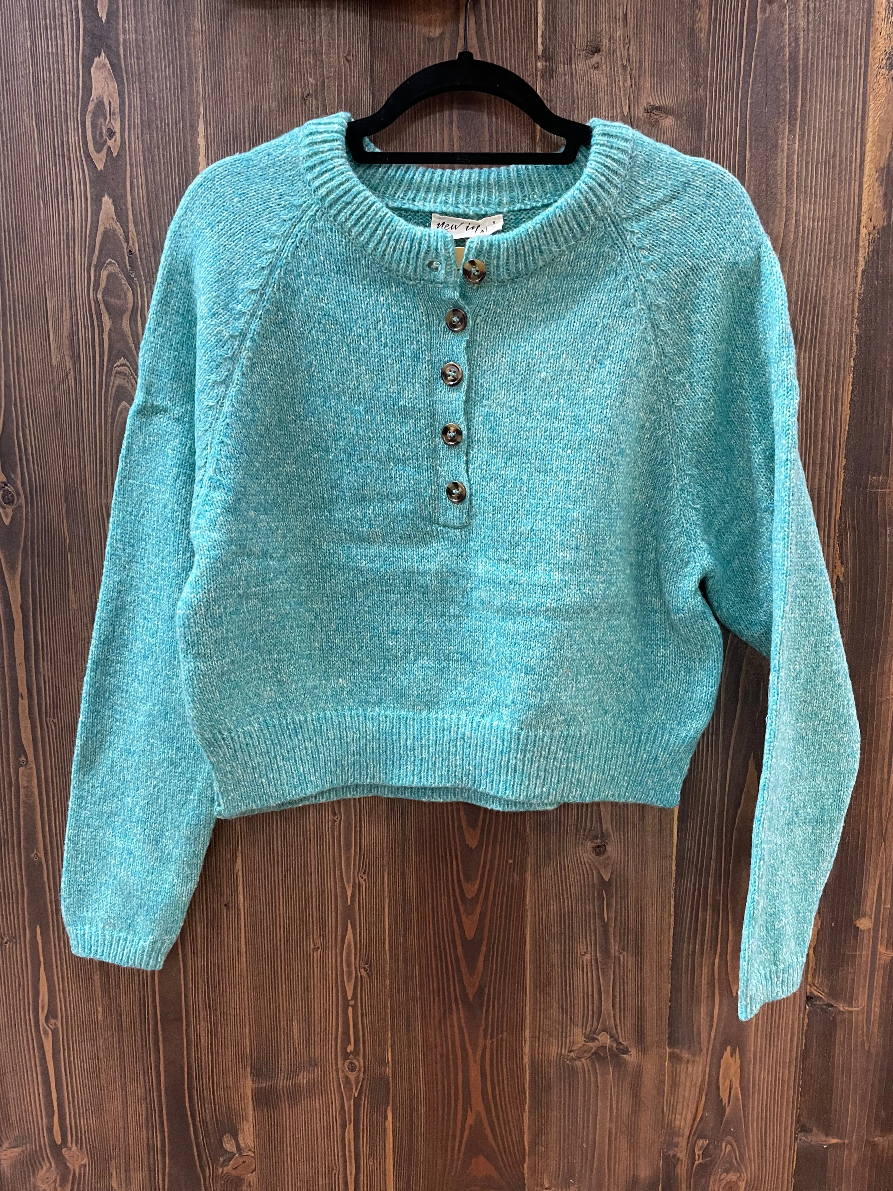 Woman’s Crop Top Sweaters