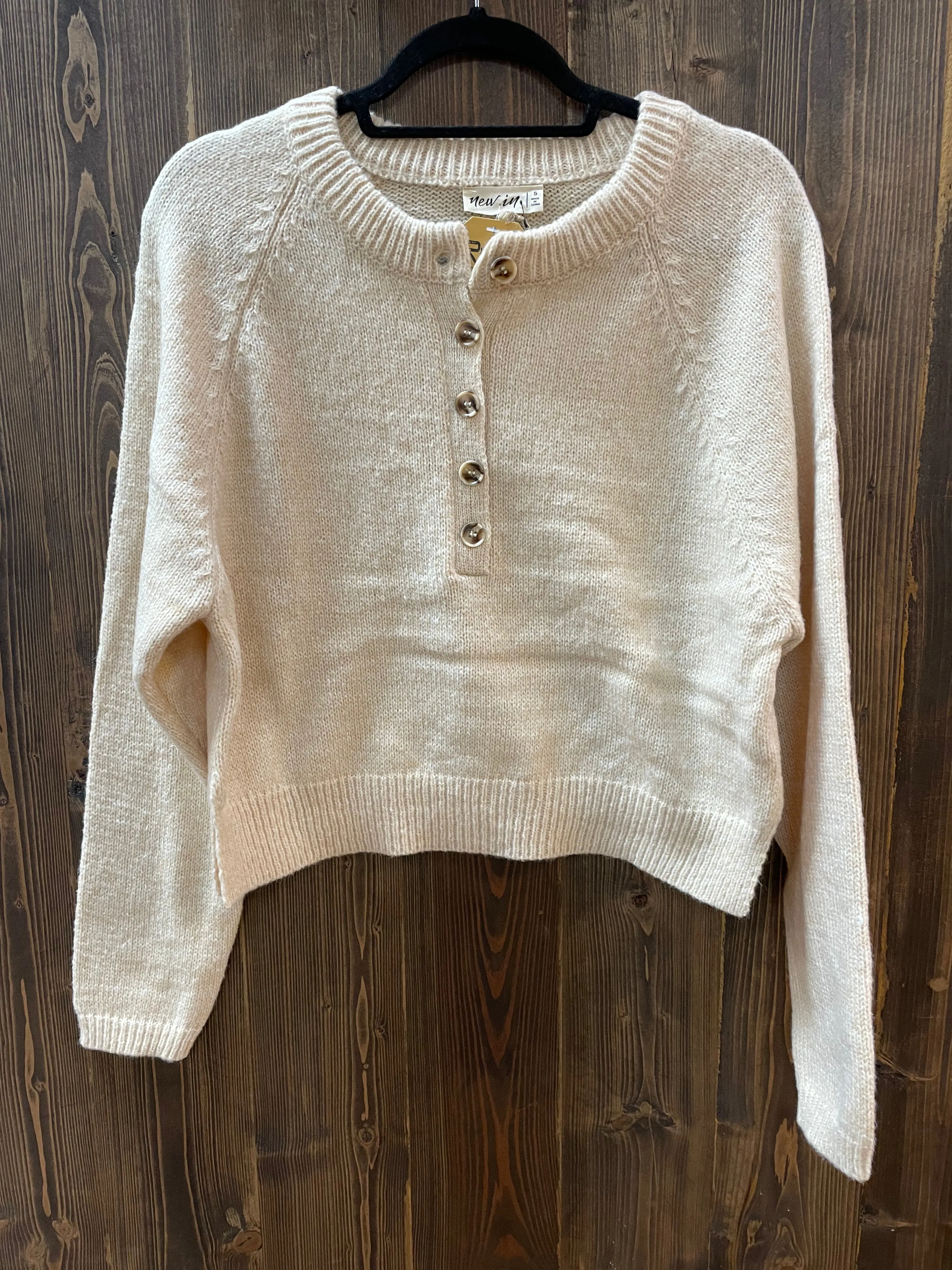 Woman’s Crop Top Sweaters