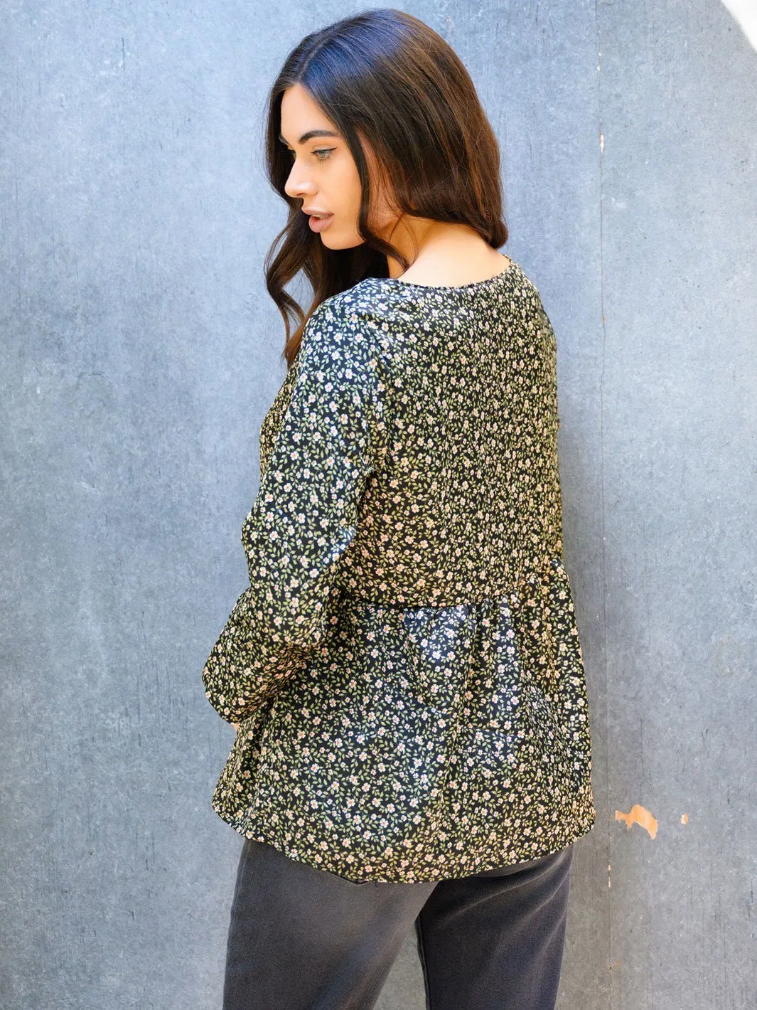 WOMEN'S 3/4 SLEEVES FLORAL TOP