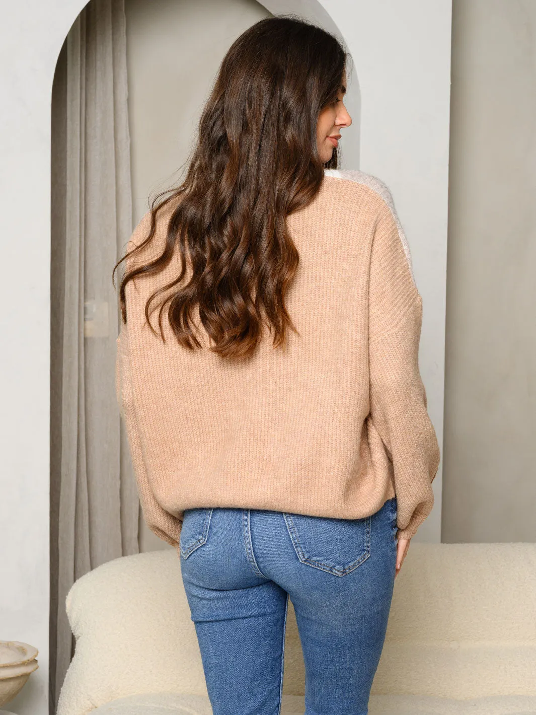 WOMEN'S LONG SLEEVE CHEVRON COLORBLOCK SWEATER