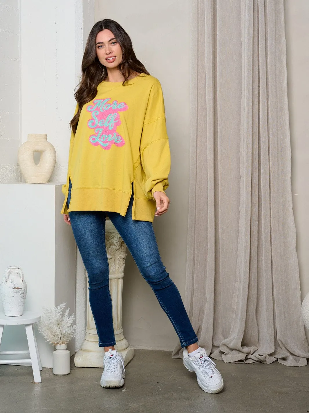 WOMEN'S LONG SLEEVE EMBROIDERY GRAPHIC DETAILED SWEATER
