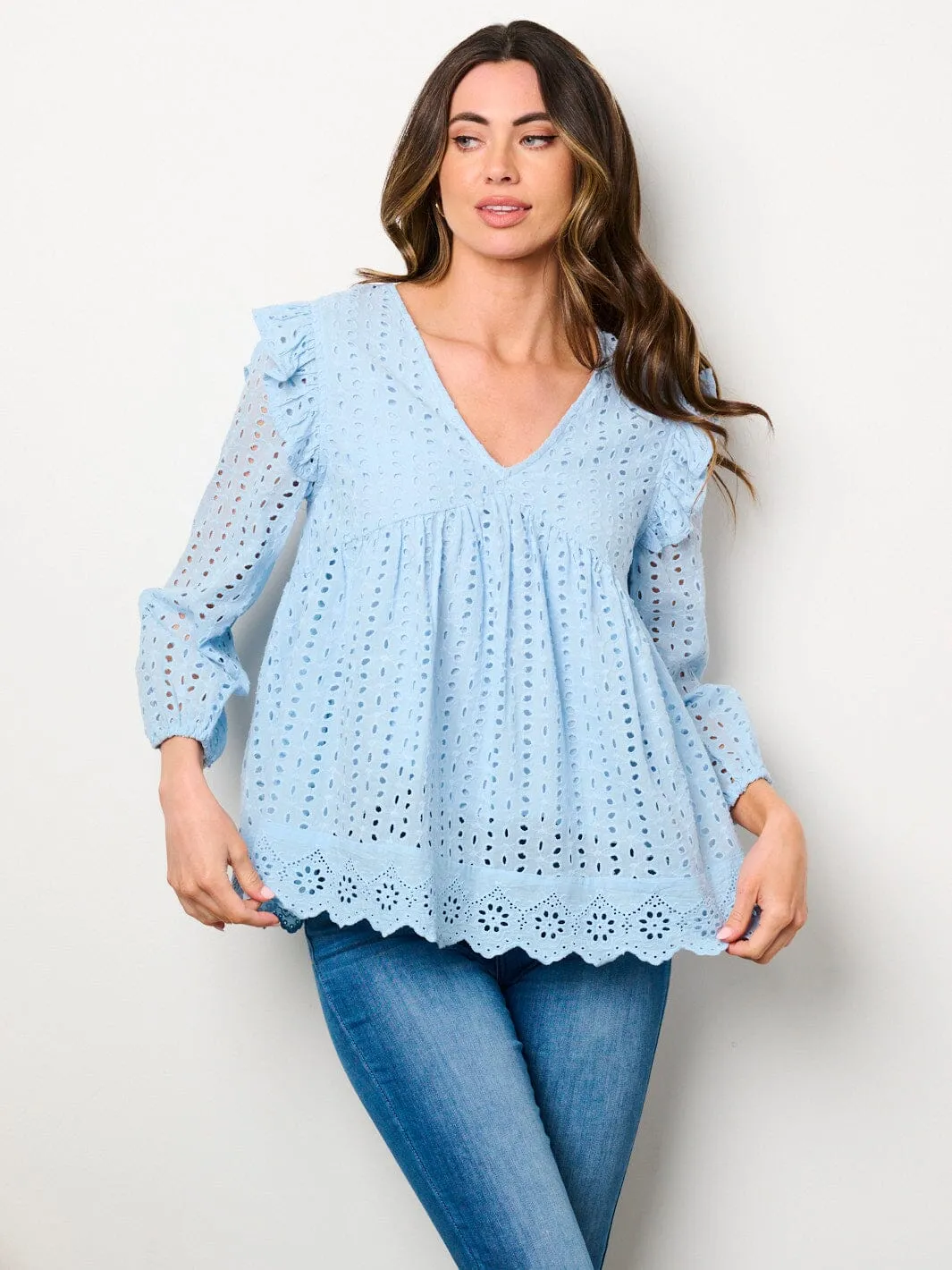 WOMEN'S LONG SLEEVE V-NECK RUFFLE EYELET BLOUSE TOP